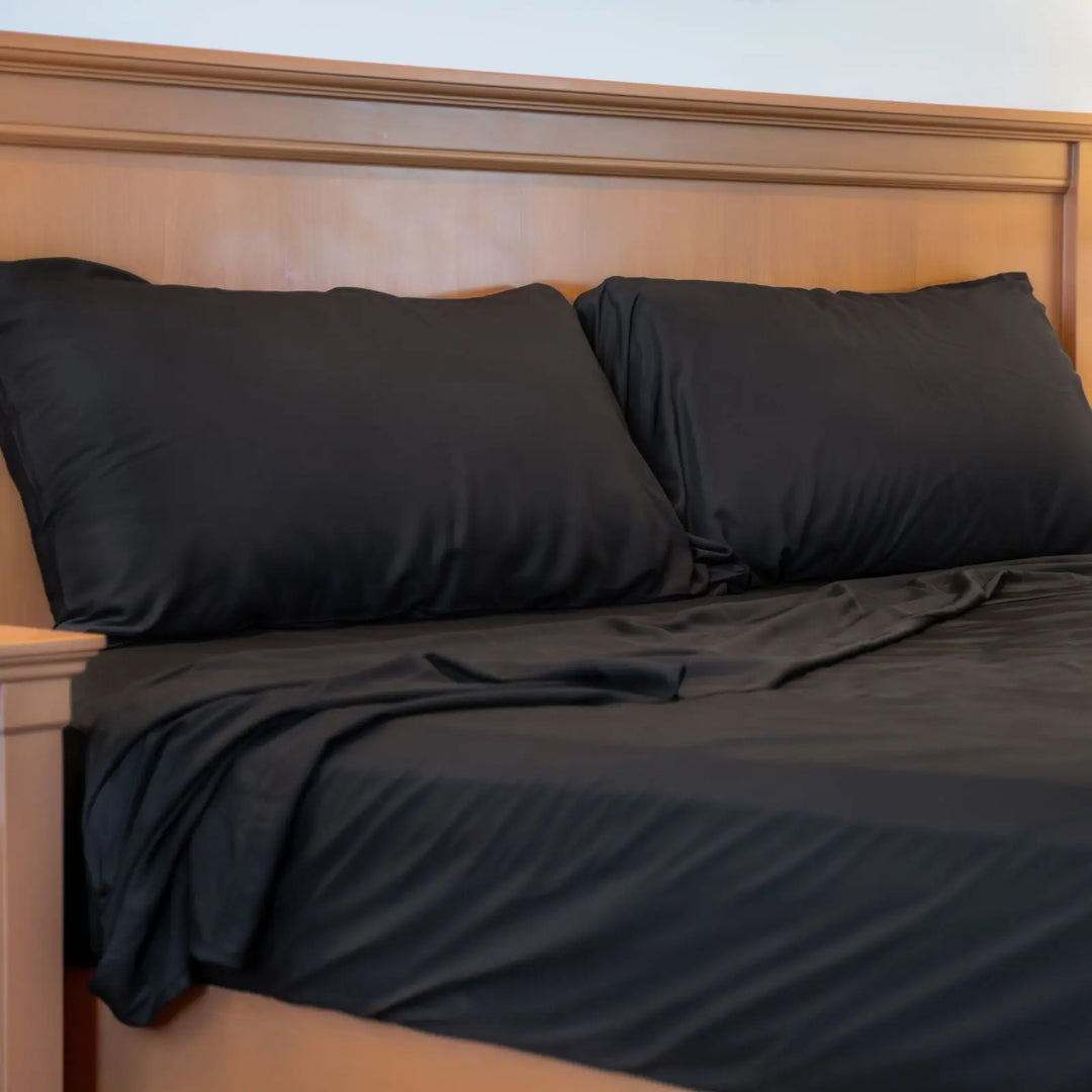 Set Sábanas de Bambú Premium Negro Luxury Comfort Perú