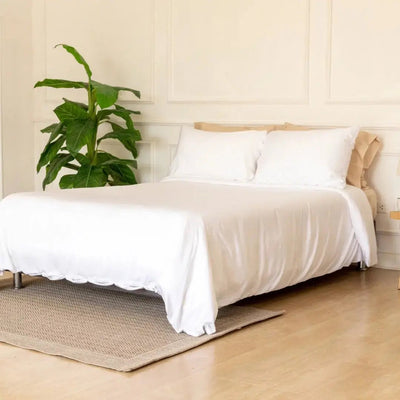 PACK DESERT DAWN: PLUMÓN + SET DE FUNDA DE PLUMÓN BLANCO + SET DE SÁBANAS BEIGE DE BAMBÚ - RimboccareLuxury Comfort Perú