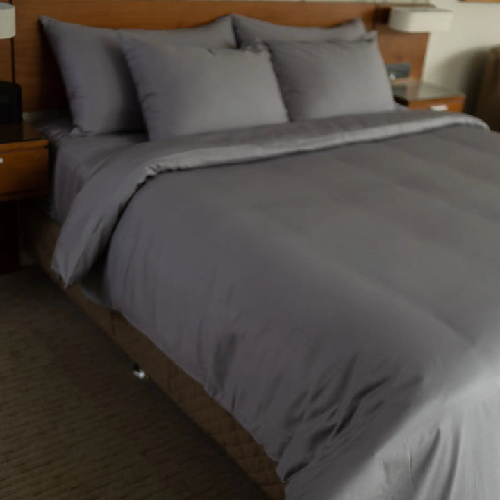 Pack Luxury Premium Gris: Plumón + Set de Funda de Plumón de Bambú - RimboccareLuxury Comfort Perú
